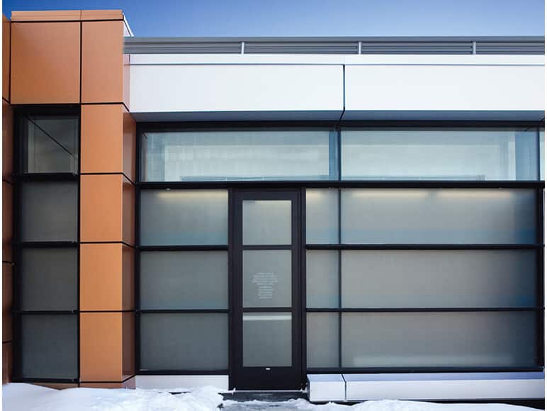 How to select the right acid-etched glass