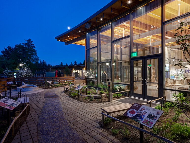 Offering an innovative balance between bird life preservation, energy efficiency and unique design
