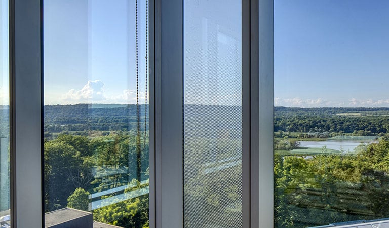 Custom Acid Etched Patterns at the Peter George Center for Living and Learning of the McMaster University | Walker Glass