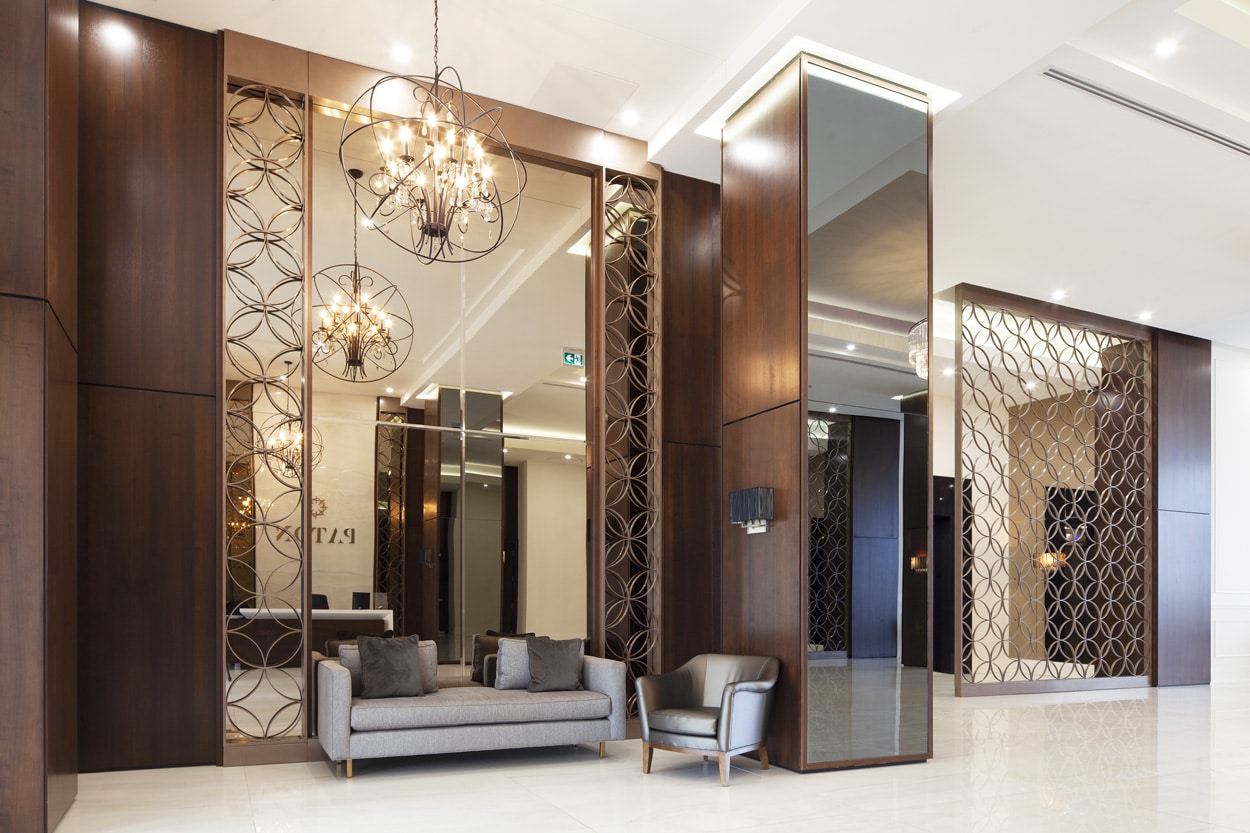 Enhanced Daylighting: Taking Mirrors to a New Level