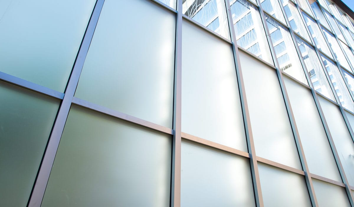 Acid-Etched Glass Improves Daylighting at the National Aviary Wetlands